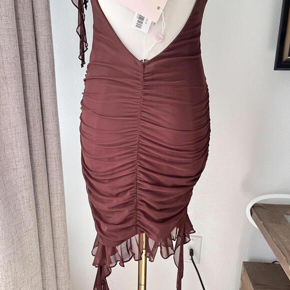 Oh Polly Ruched Brown Mini Dress – Size 6 (Fits Like 4) NWT - Picture 5 of 8